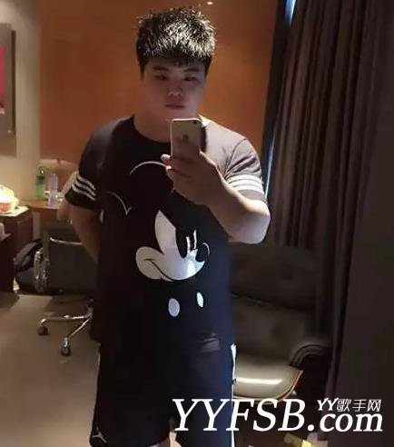 阿哲首度回YY应小熊流言