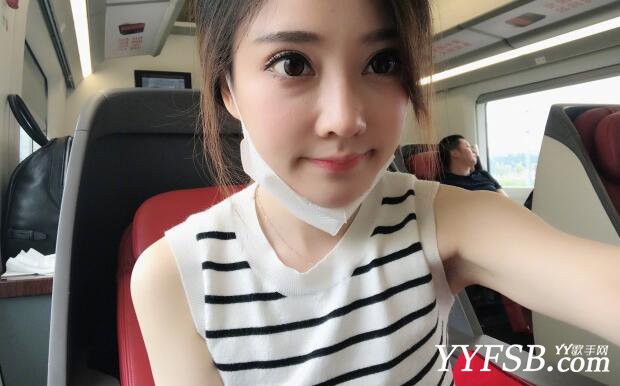 冯提莫周馨馨事件:被指碰瓷搞事 提莫无视小主播