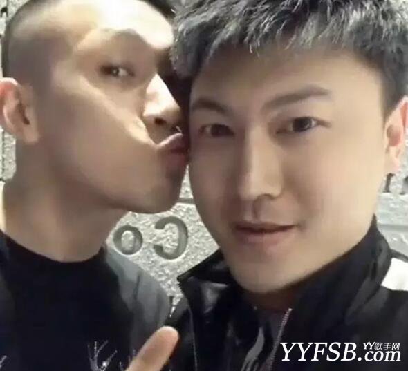 网络MC喊麦第一人天佑的师傅神秘人为什么没有他火?