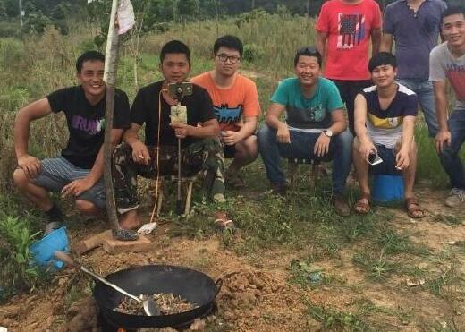 斗鱼洪湖敢死队解体 是分配不均还是日常矛盾已无法挽回
