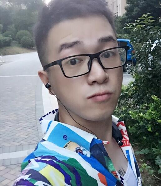 心疼老毕:爵位团是管理撕逼,雷峰塔心中有疙瘩了