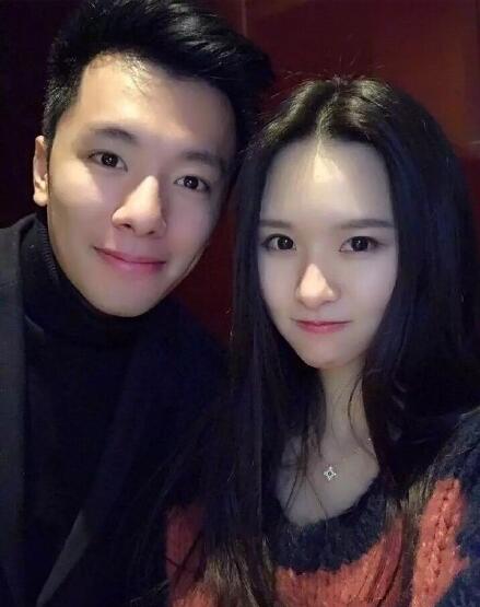 凯凯兔土豪与斗鱼阿冷合照照片曝光 网友称真有夫妻相
