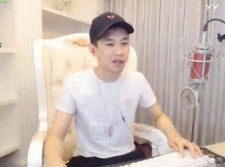 YY土豪未知哥语音被流出,粉丝说天佑情商低不会舔大哥