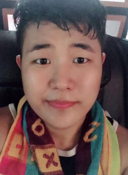 斗鱼油条开挂事件四问:故意自黑炒作利益得失方分析