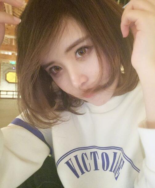斗鱼小缘说只交朋友不结仇 年度比赛陈一发放弃出线让小缘