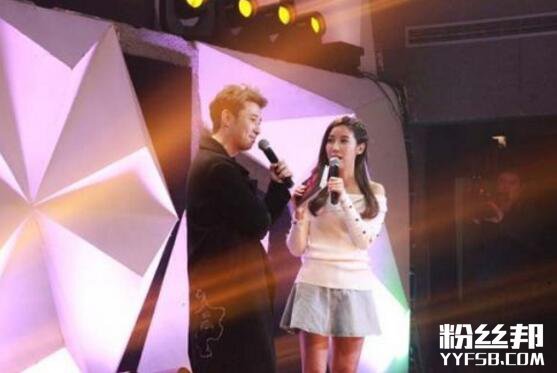 网友晒出离婚证告诉401钱小佳 离婚是必然你是做不了直播王的