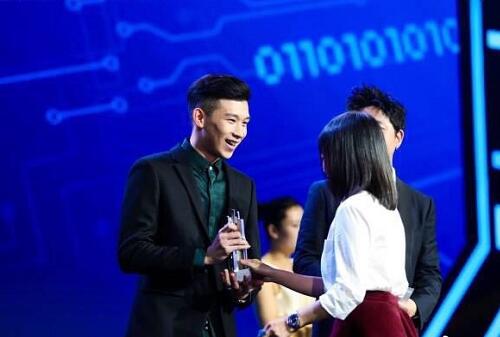 斗鱼TV开始接触MC天佑 千万签约费起步只是敲门砖?