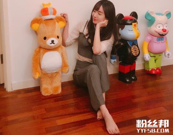 YY电母小露娜回归3天总榜破60万 和QJY约战欢乐斗哭着唱好日子