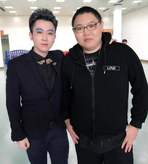 理智分析蛇哥为何要用欠薪之事死里搞斗鱼 是否为敌台卧底?