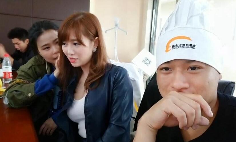 339户外让超管刷十个超火 事情反转却只想请女超管吃个饭了事?