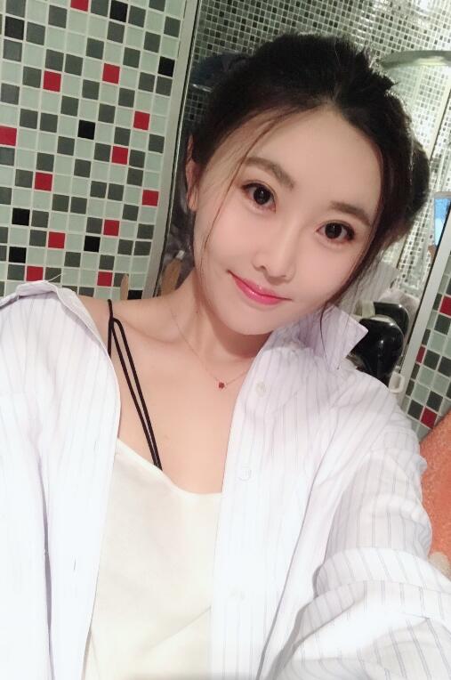 人生大起大落回顾电竞直播圈那些被自己玩坏的一哥一姐们