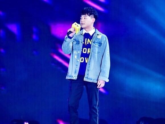 DZ公会主播拿下八个头条 头条路虽曲折但处处彰显自信