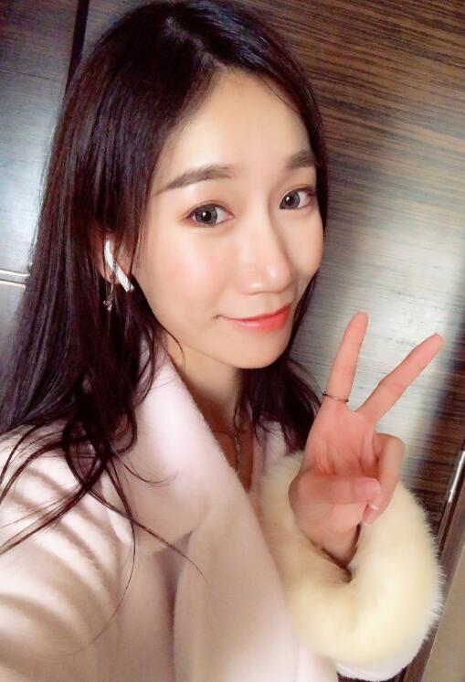 一句话点评斗鱼六姐的排面 二珂长相出众冯提莫粉丝最多