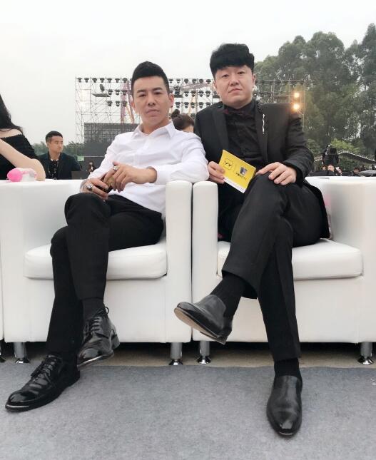 舞帝可能将集体退出YY入驻斗鱼 东北味主播到斗鱼能服水土吗?
