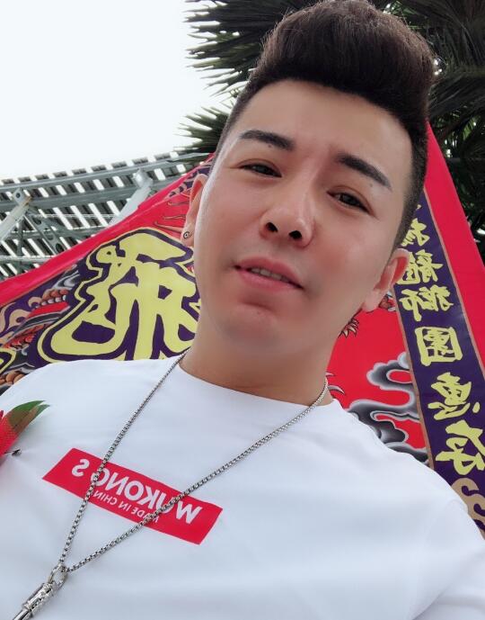 利哥生日豆姐送上祝福“曾经的爱生日快乐”最佳CP组合从归于好
