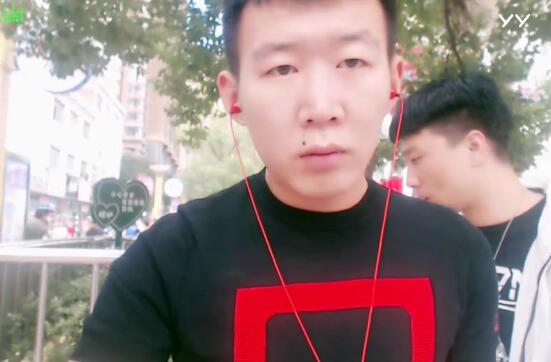 王小源定下欢乐斗段位目标进入前50 首次回应和小白龙长得不像