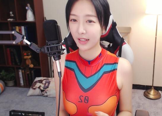 斗鱼饺子君火女事件后诸事不顺 被朋友出卖骗钱还怂恿房管删牌子