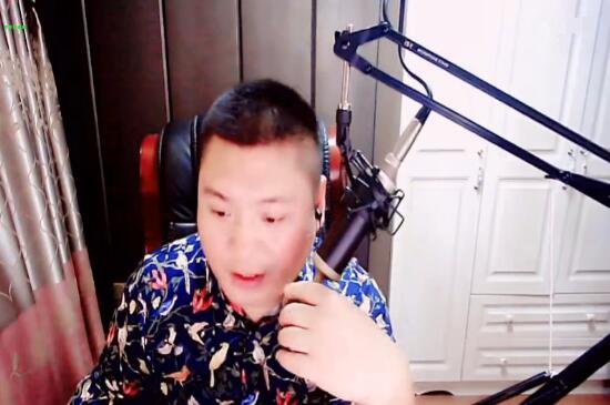 李先生澄清并未攻击摩登兄弟 被粉丝说拉了没忍住发声回怼