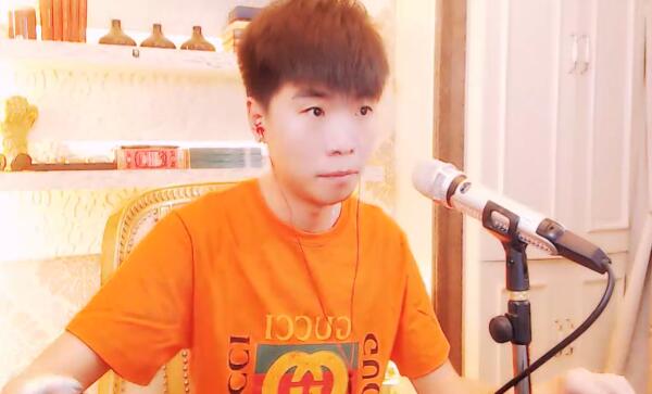 赵小磊爆龙太子资产超百亿 御风七夜恳求赵小磊别再赔钱上头条了