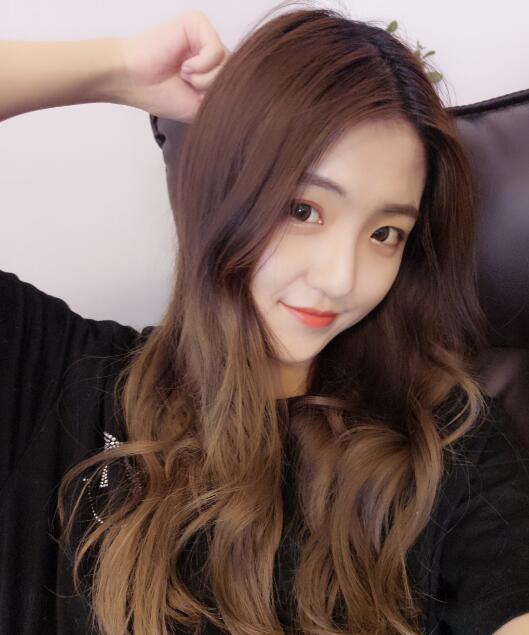 2018抖音最火的四大美女网红 看起来最成熟的一位却是00后女生