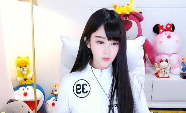 王冕表白毒药愿意放弃主播事业 曾经特地为毒药而学习一首歌