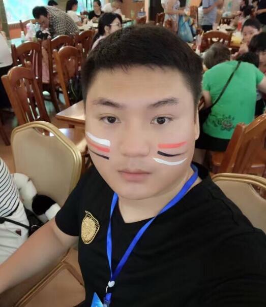 YY主播利哥脱离单身粉丝质疑 利哥爆出恋情进展都快登记结婚了