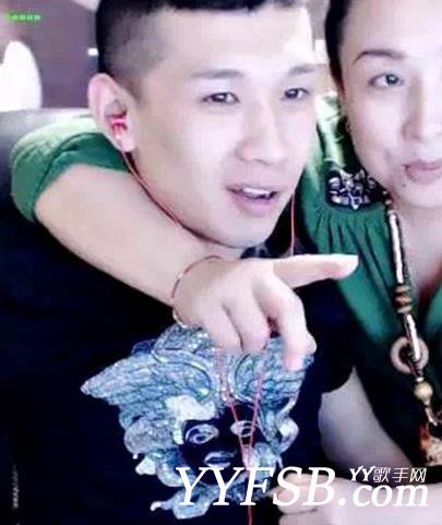 YY哲佑大战事件后,天佑妈妈出镜表态
